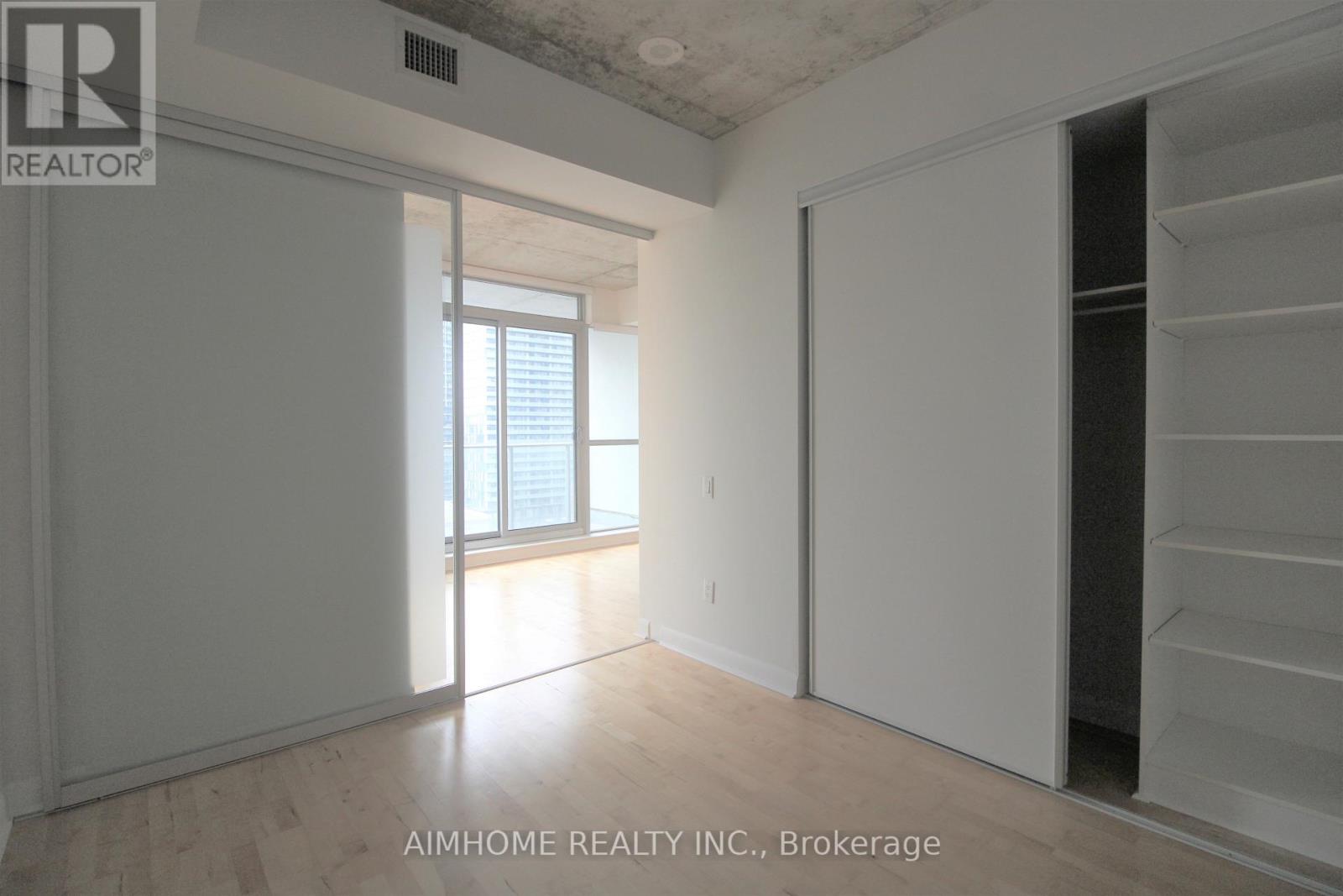 2208 - 375 King Street, Toronto, Ontario  M5V 1K1 - Photo 17 - C13607526