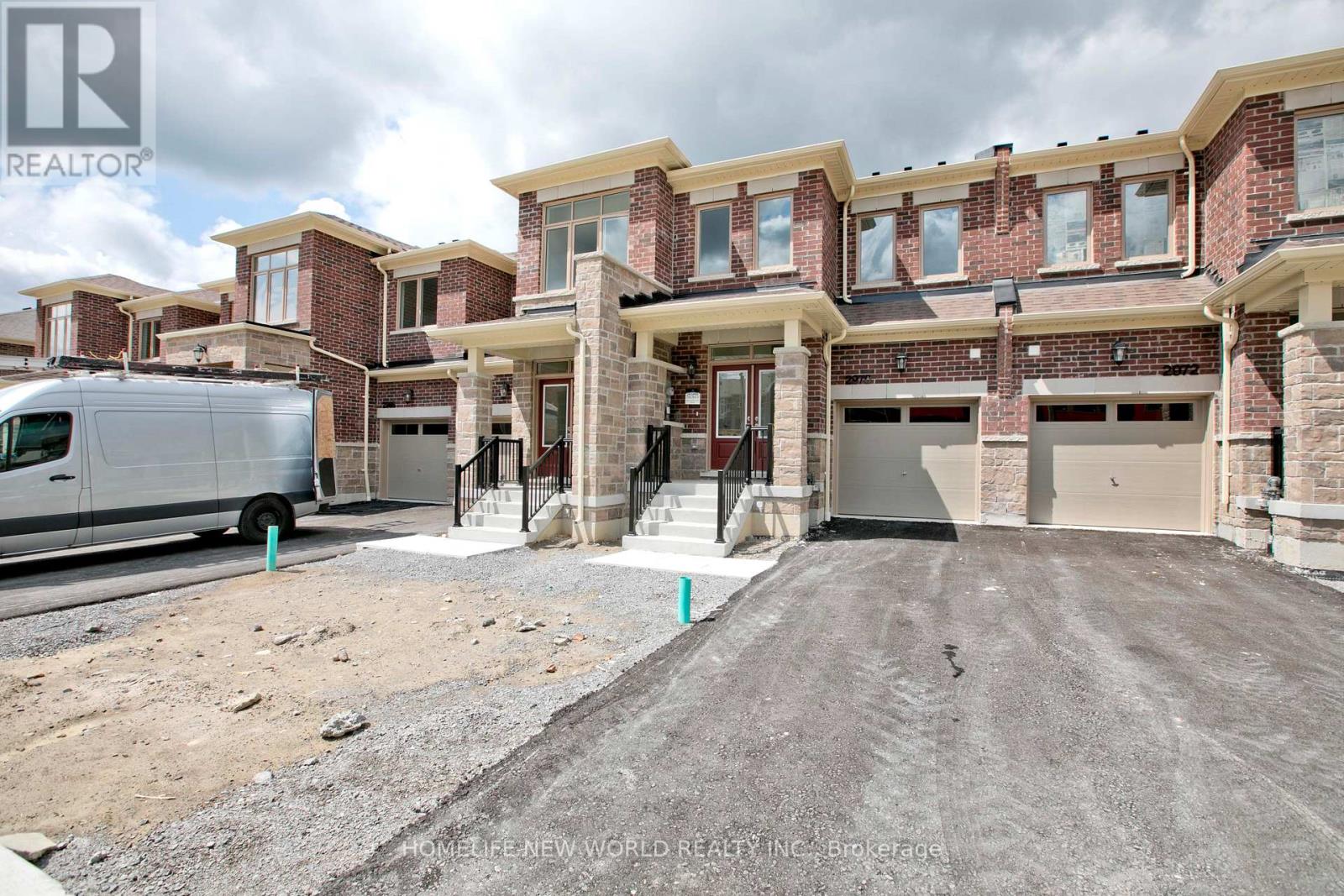 2970 Gatestone Path, Pickering, Ontario  L1X 2R5 - Photo 3 - E13607508
