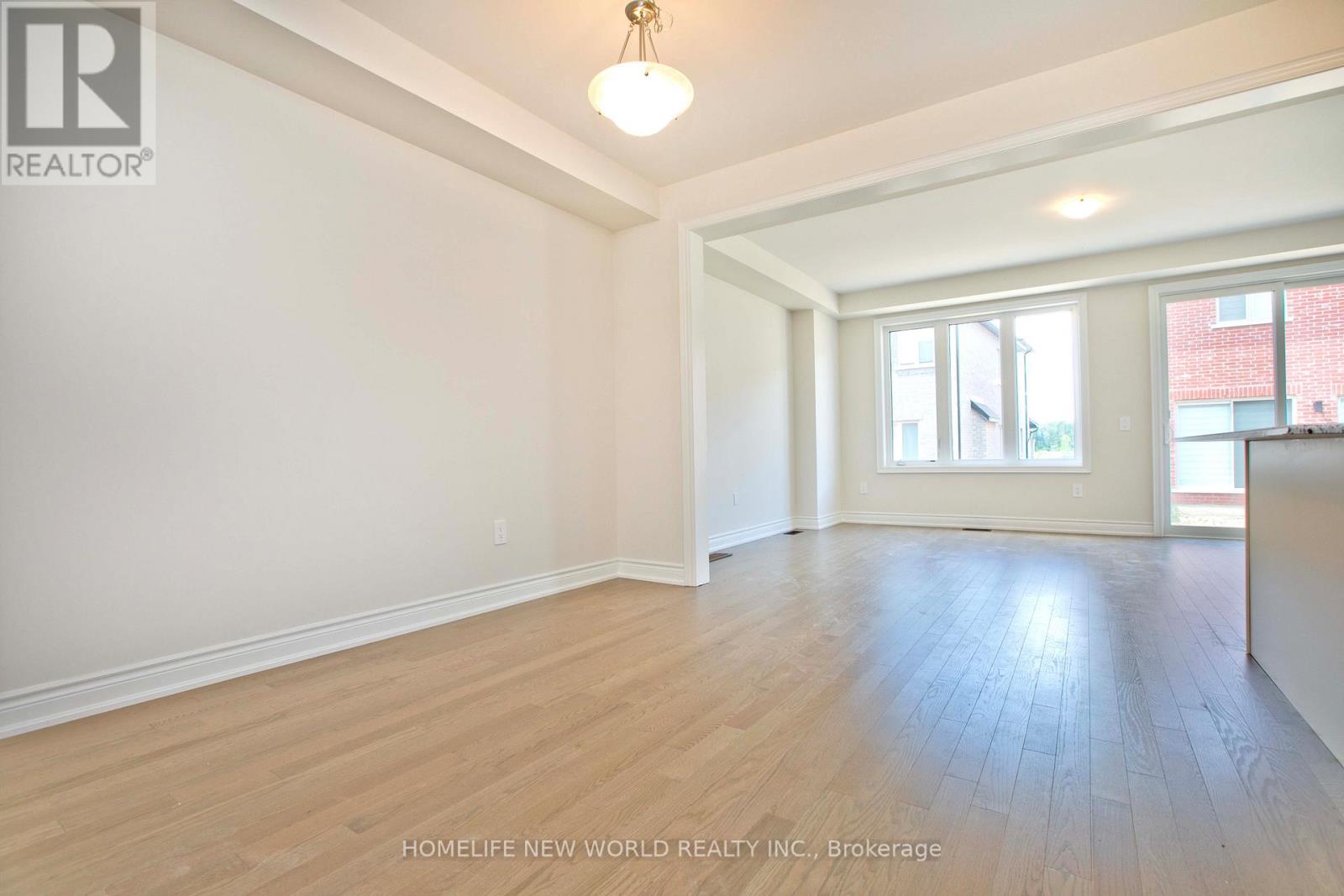 2970 Gatestone Path, Pickering, Ontario  L1X 2R5 - Photo 4 - E13607508