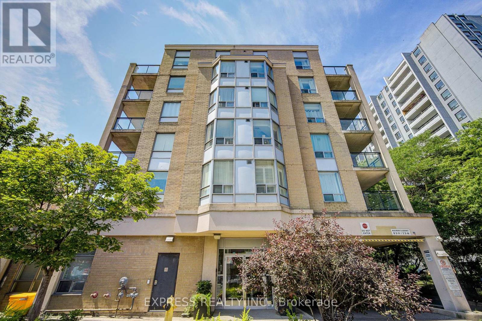 Ph01 - 5940 Yonge Street, Toronto, Ontario  M2M 4M6 - Photo 3 - C13605854