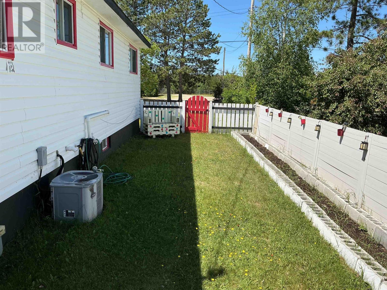 93 Balsam Avenue, Ignace, Ontario  P0T 1T0 - Photo 4 - TB2602034