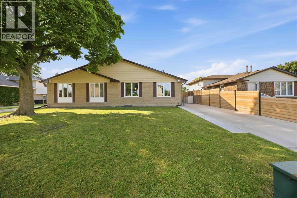 48 York Crescent, Sarnia