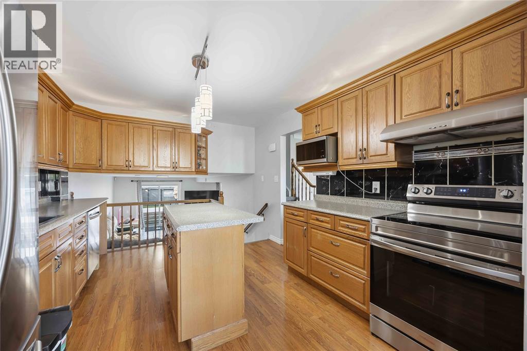 48 York Crescent, Sarnia photo 10