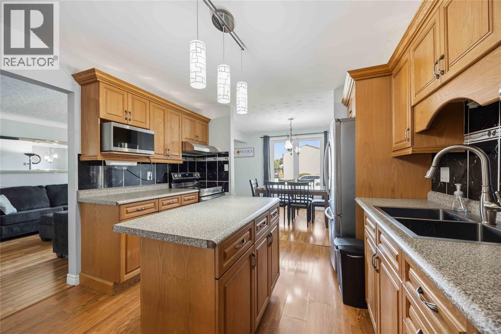 48 York Crescent, Sarnia photo 12