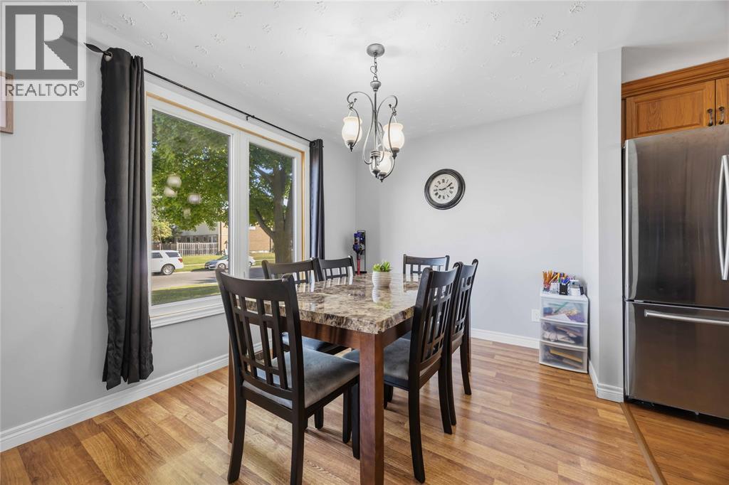 48 York Crescent, Sarnia photo 7