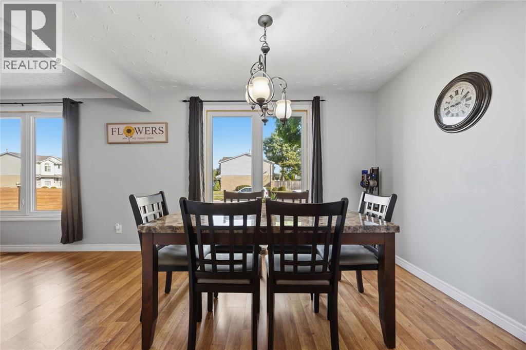 48 York Crescent, Sarnia photo 8