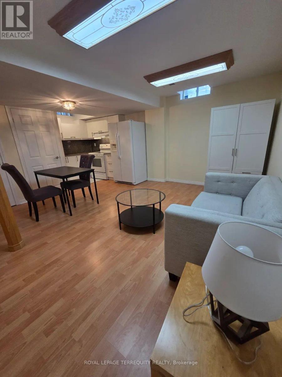 16 Royal Chapin Crescent, Richmond Hill, Ontario  L4S 1Z9 - Photo 11 - N13605566