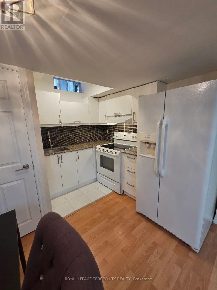 16 Royal Chapin Crescent, Richmond Hill, Ontario  L4S 1Z9 - Photo 12 - N13605566