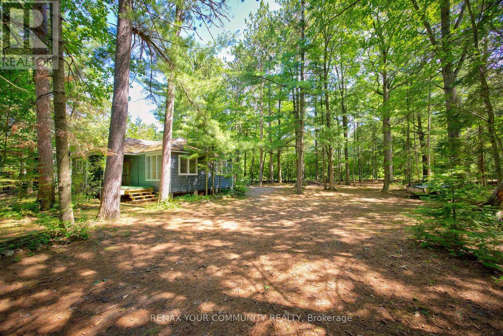 341 Tiny Beaches Road N, Tiny, Ontario  L9M 1R3 - Photo 5 - S13586334
