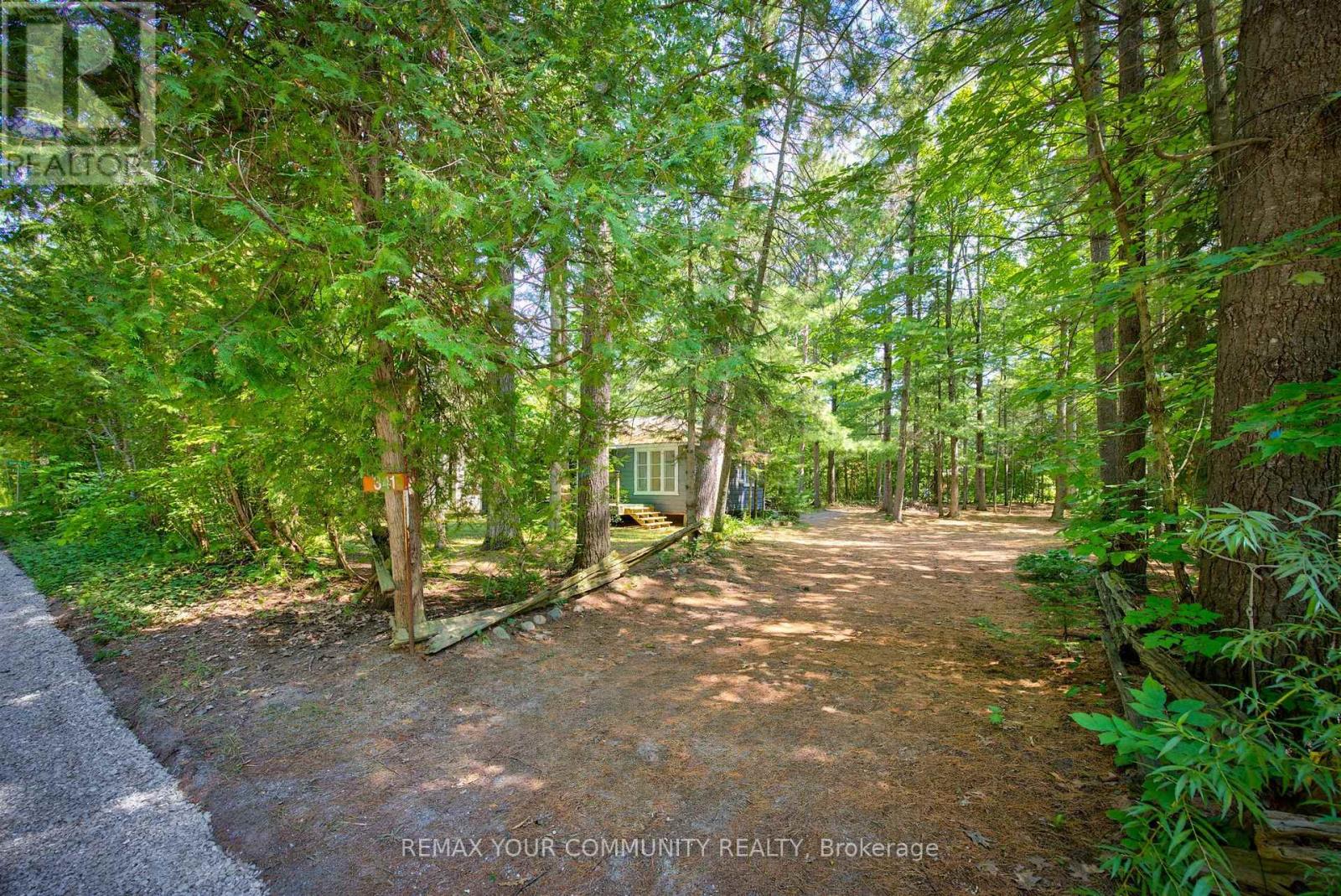341 Tiny Beaches Road N, Tiny, Ontario  L9M 1R3 - Photo 3 - S13586334