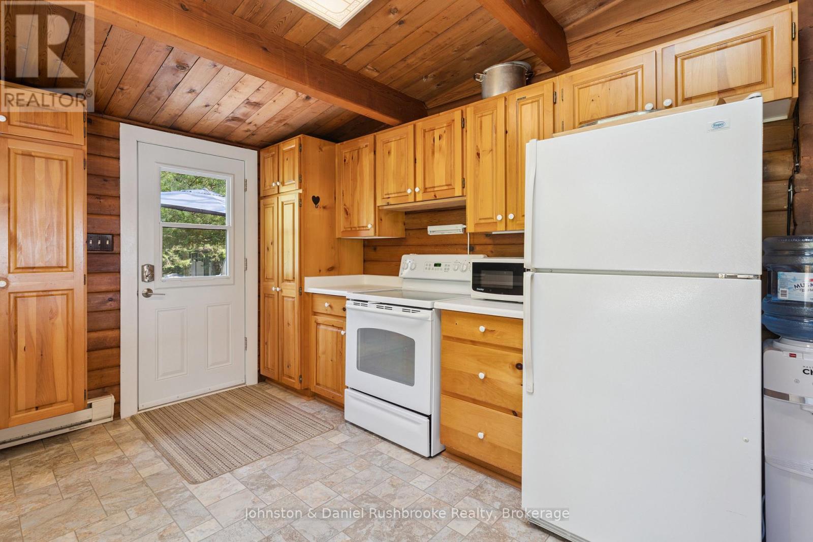 1046 Golden Point Road W, Bracebridge (Monck (Bracebridge)), Ontario  P1L 1W8 - Photo 14 - X13607594