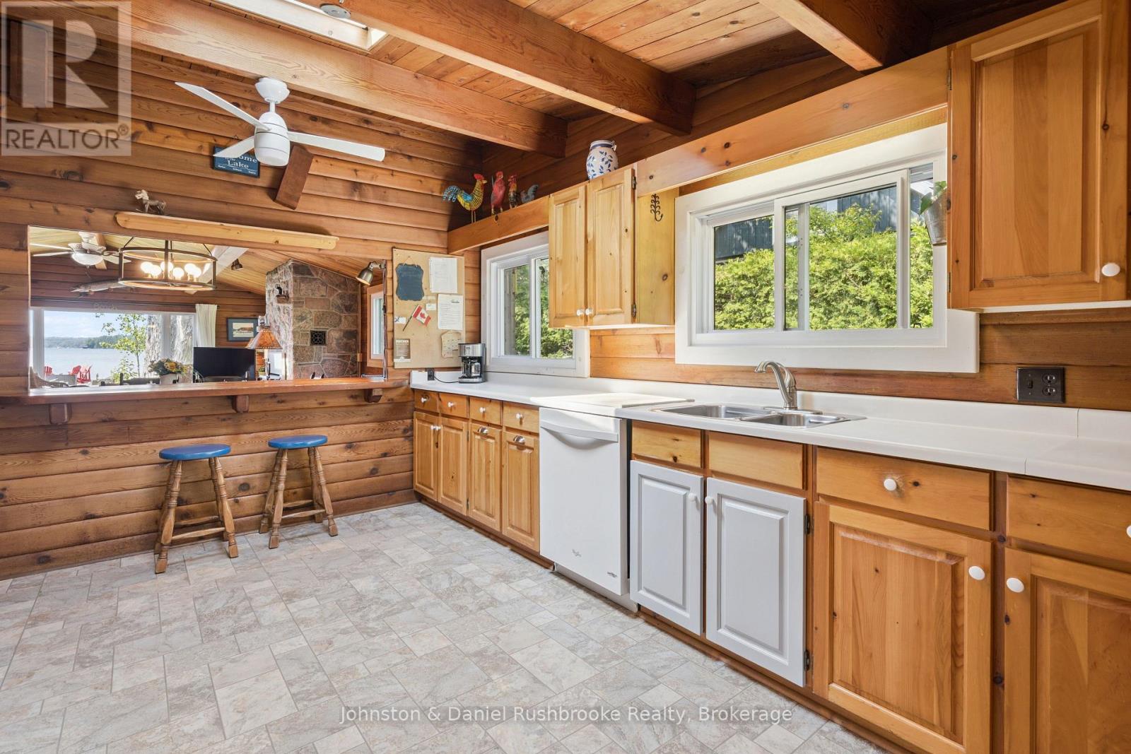 1046 Golden Point Road W, Bracebridge (Monck (Bracebridge)), Ontario  P1L 1W8 - Photo 15 - X13607594
