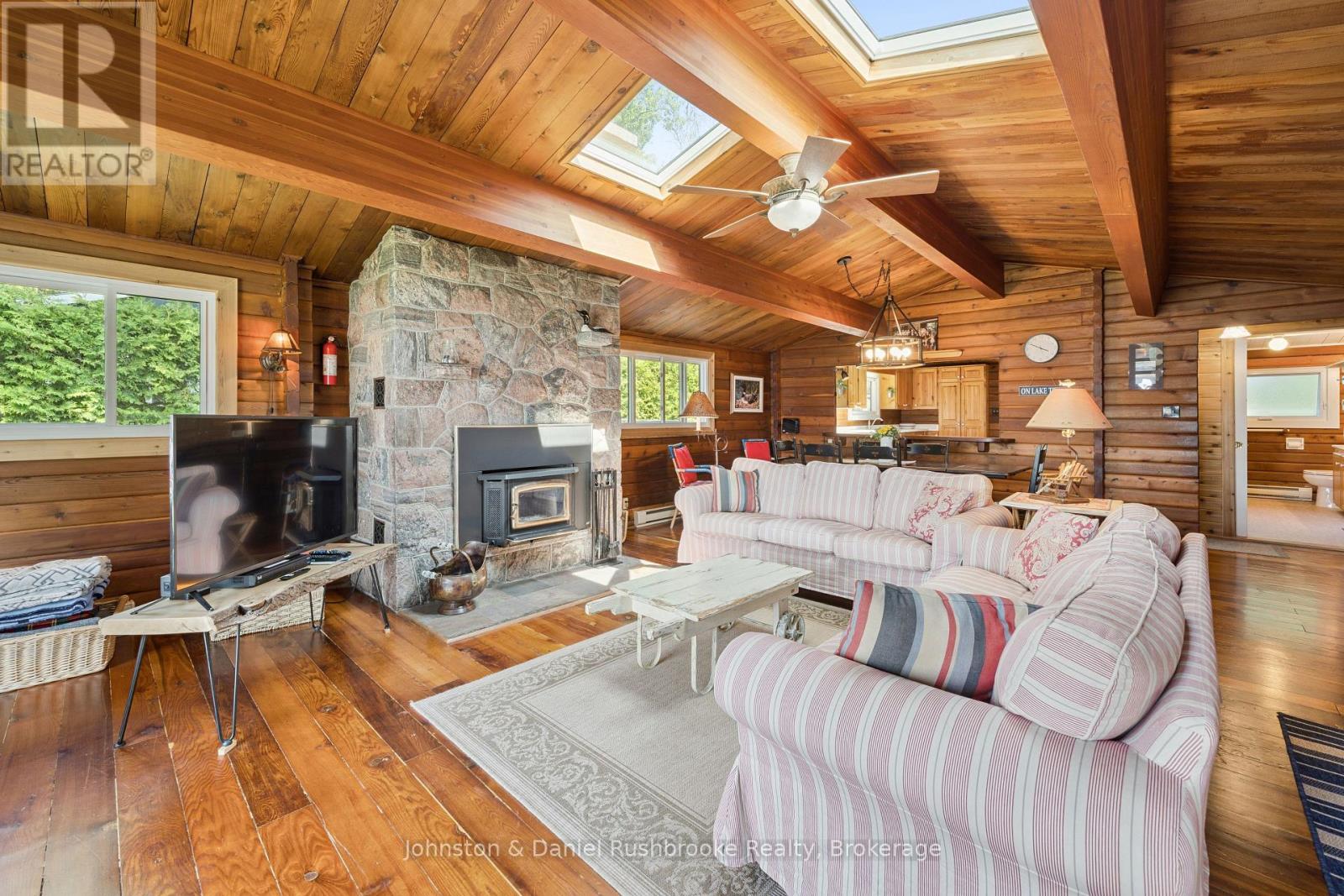 1046 Golden Point Road W, Bracebridge (Monck (Bracebridge)), Ontario  P1L 1W8 - Photo 9 - X13607594