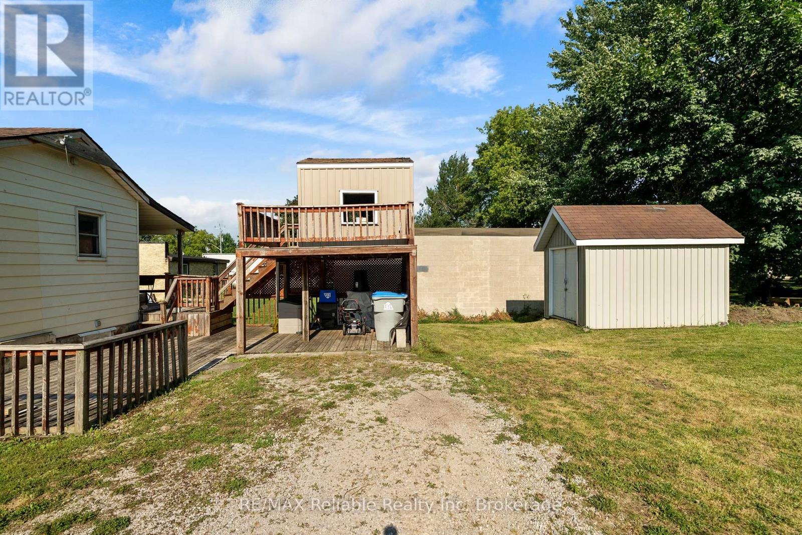 39 Main Street E, Bluewater (Zurich), Ontario  N0M 2T0 - Photo 35 - X13607664