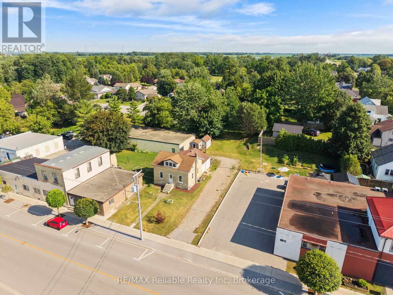 39 Main Street E, Bluewater (Zurich), Ontario  N0M 2T0 - Photo 38 - X13607664