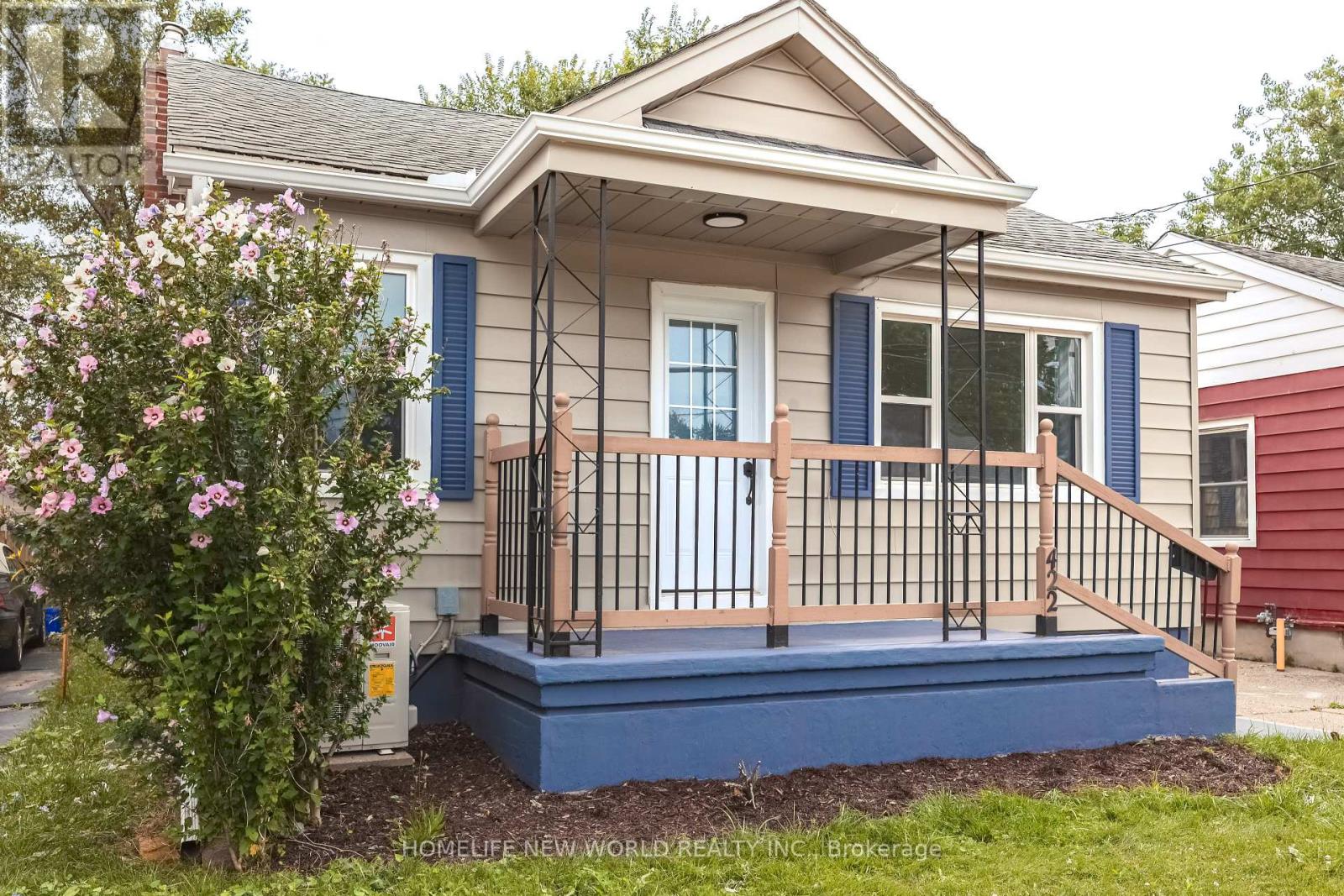 422 WELLAND AVENUE, St. Catharines, Ontario