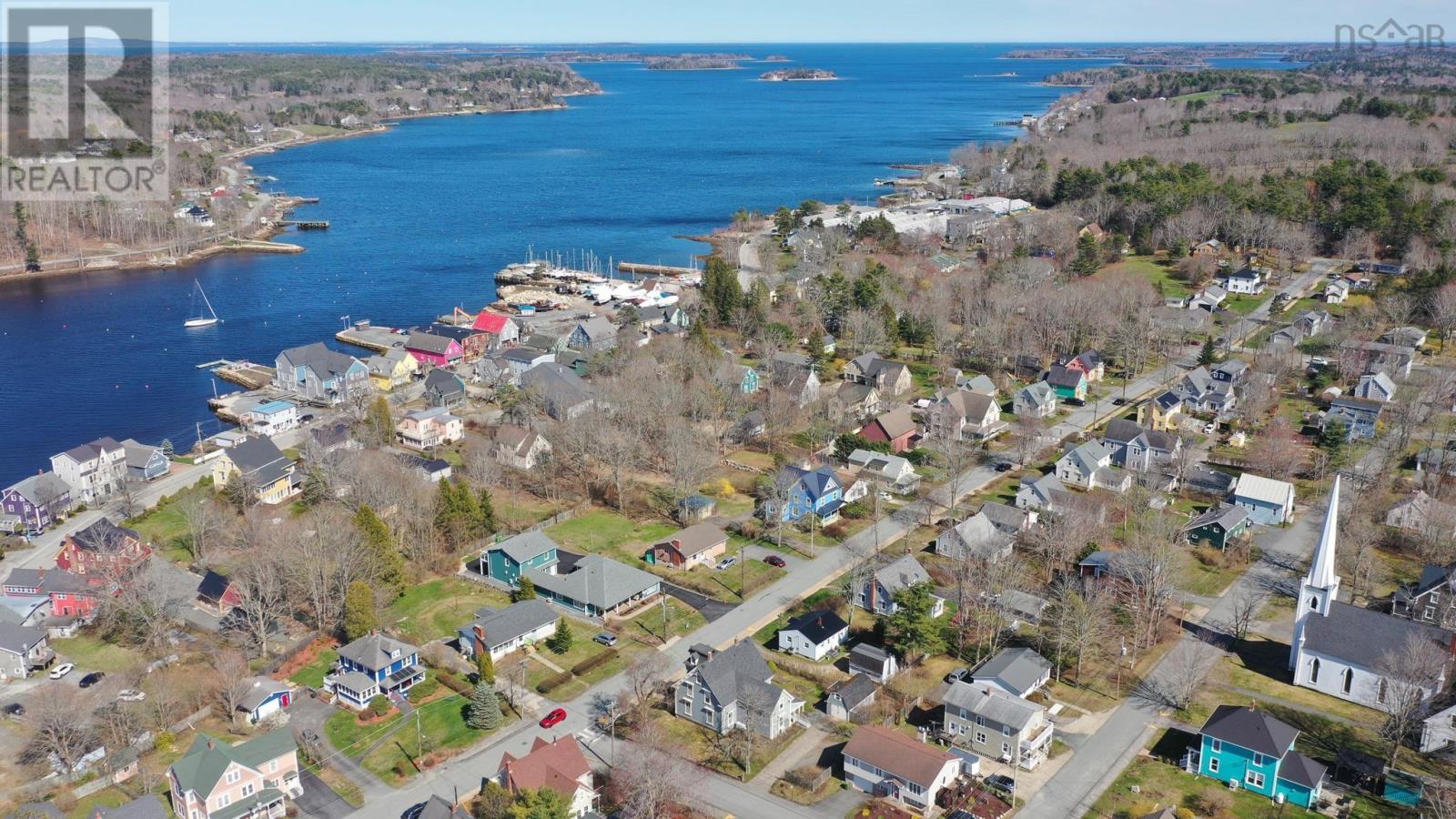 40 Pleasant Street, Mahone Bay, Nova Scotia  B0J 2E0 - Photo 44 - 202609657