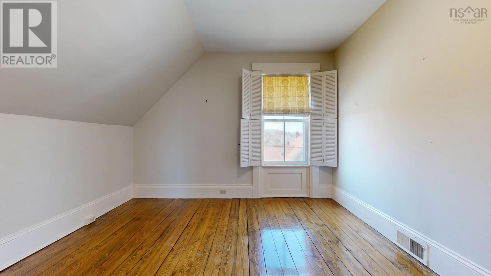 40 Pleasant Street, Mahone Bay, Nova Scotia  B0J 2E0 - Photo 28 - 202609657
