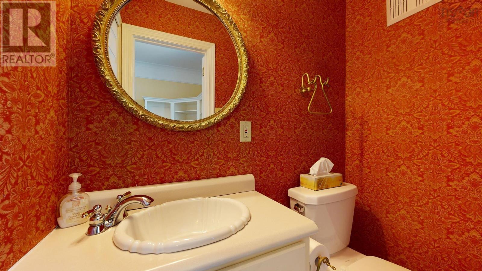 40 Pleasant Street, Mahone Bay, Nova Scotia  B0J 2E0 - Photo 21 - 202609657