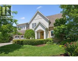 576 FALCONRIDGE Crescent, Kitchener, Ontario
