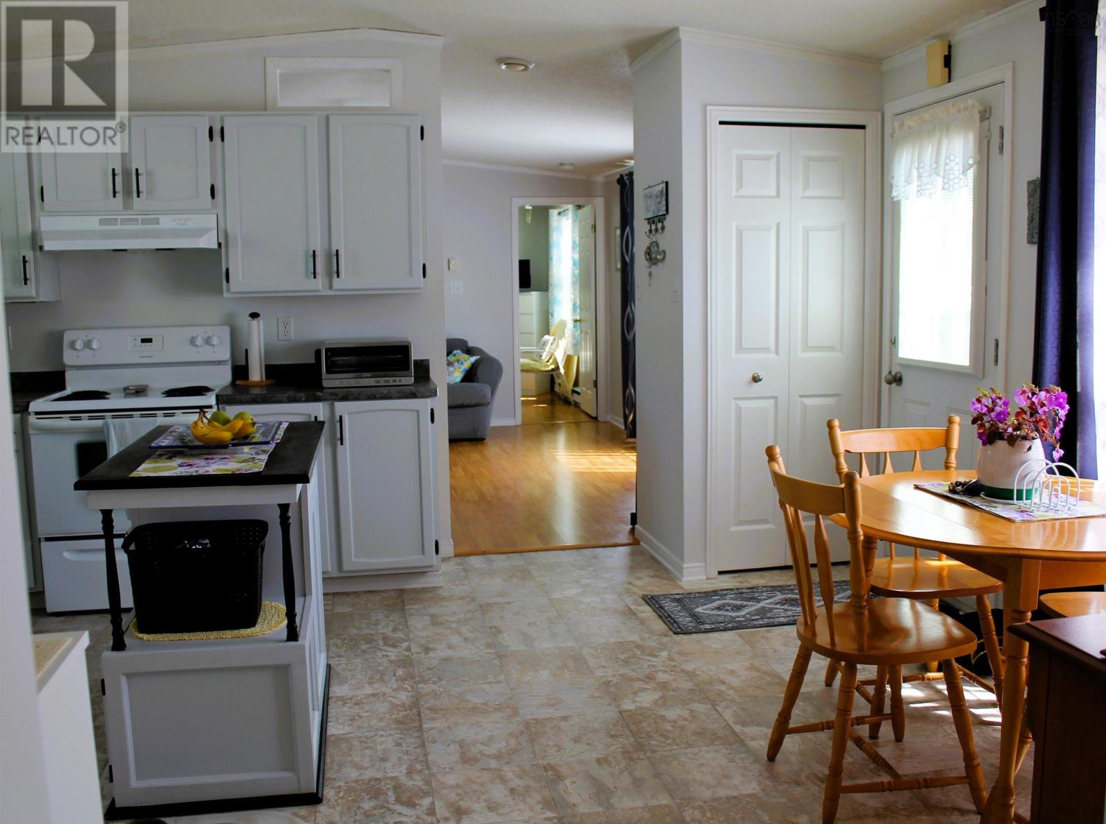 5 Covey Street, Bridgewater, Nova Scotia  B4V 4B9 - Photo 6 - 202618692