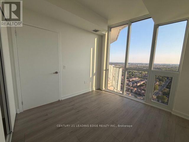 2810 - 1 Fairview Road E, Mississauga, Ontario  L5A 4C6 - Photo 11 - W13607650