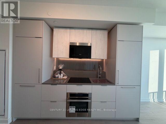 2810 - 1 Fairview Road E, Mississauga, Ontario  L5A 4C6 - Photo 16 - W13607650