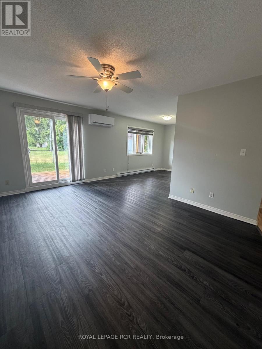 B - Unit 4 (Lower Level) - 50 Third Street, Orangeville, Ontario  L9W 2B1 - Photo 4 - W13607672