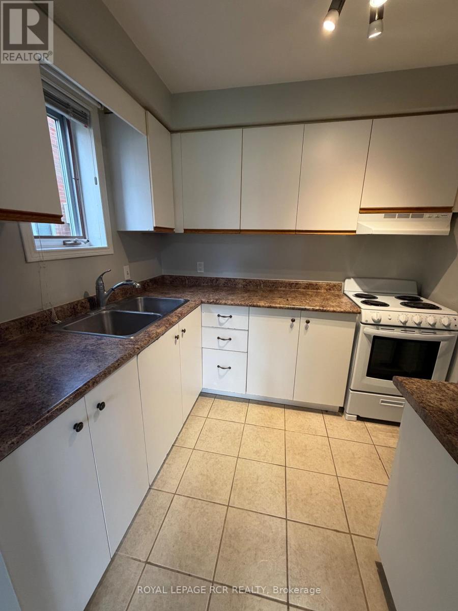 B - Unit 4 (Lower Level) - 50 Third Street, Orangeville, Ontario  L9W 2B1 - Photo 8 - W13607672