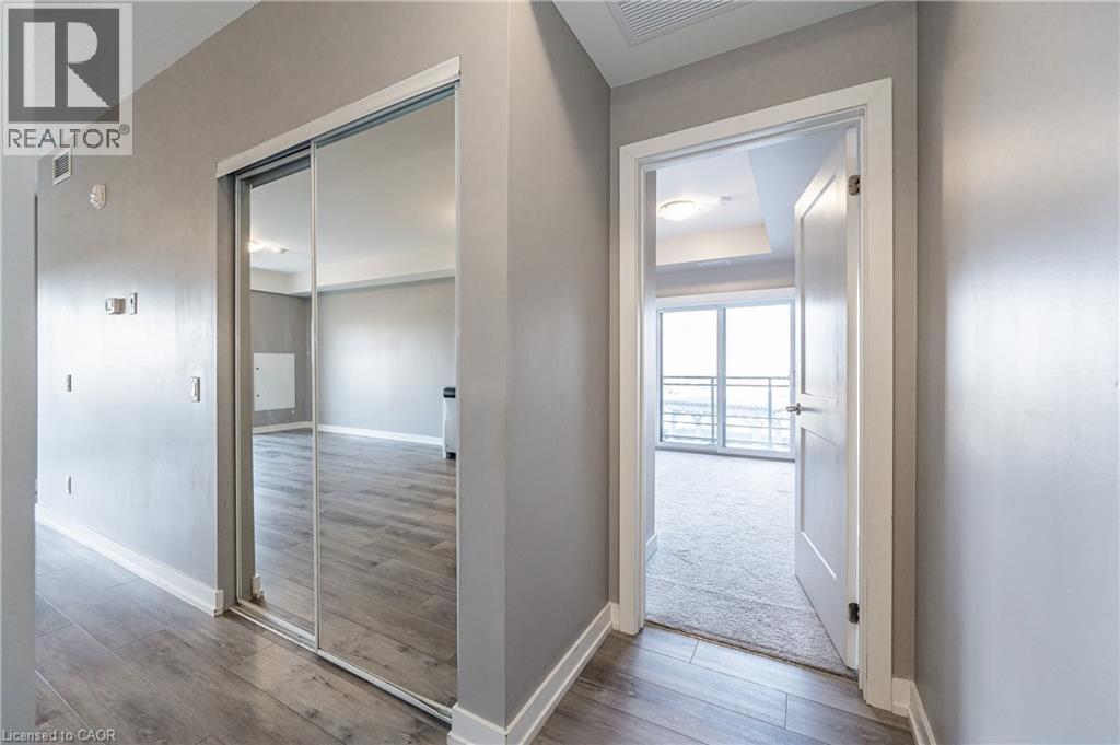 255 Northfield Drive E Drive Unit# 302, Waterloo, Ontario  N2K 0G5 - Photo 5 - 40851203