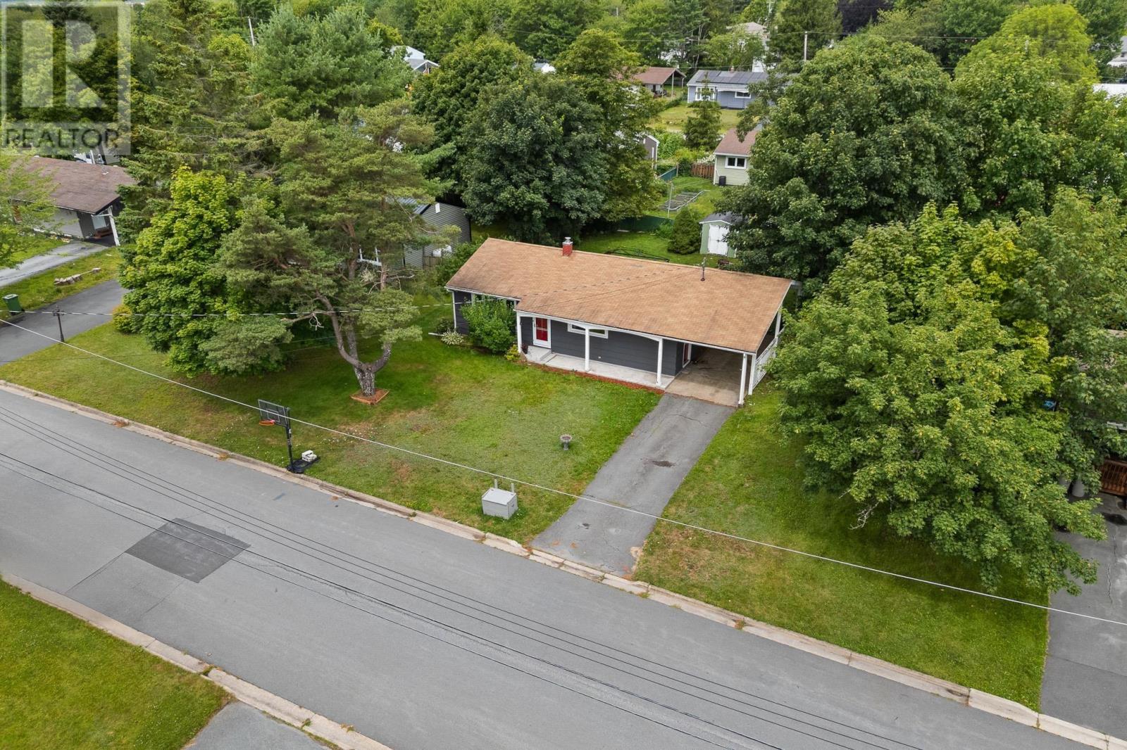 10 Tobermory Road, Dartmouth, Nova Scotia  B2X 1Z5 - Photo 2 - 202618691