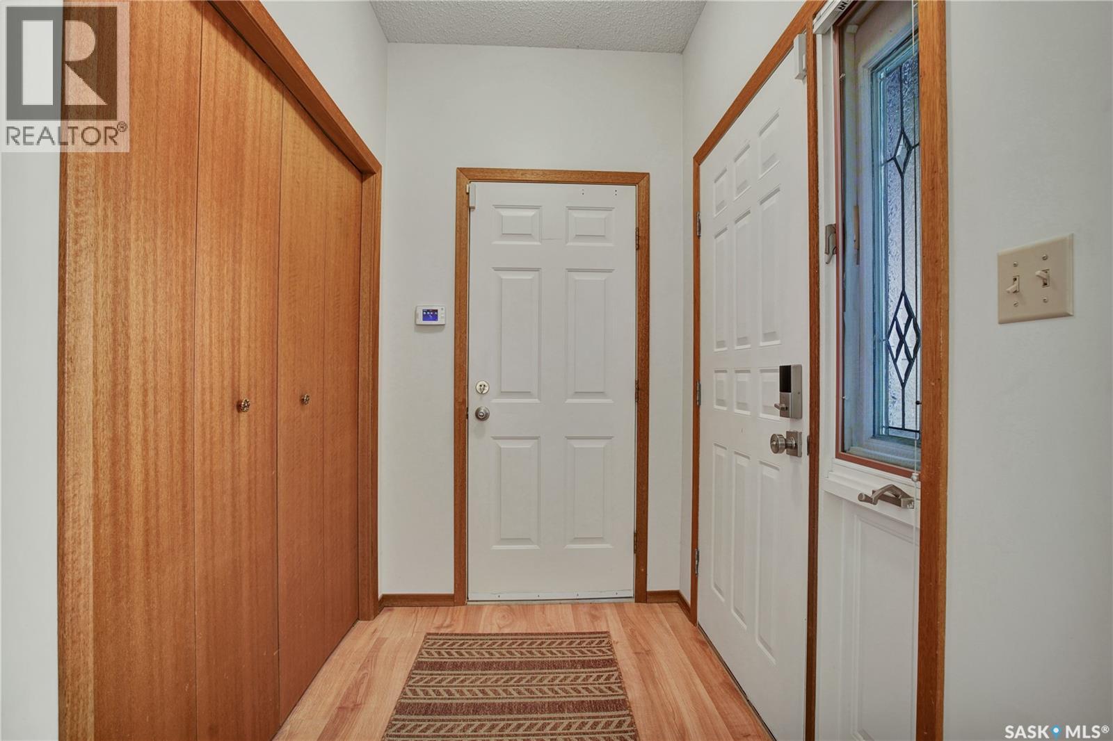 114 Ball Court, Saskatoon, Saskatchewan  S7K 6E4 - Photo 2 - SK043732