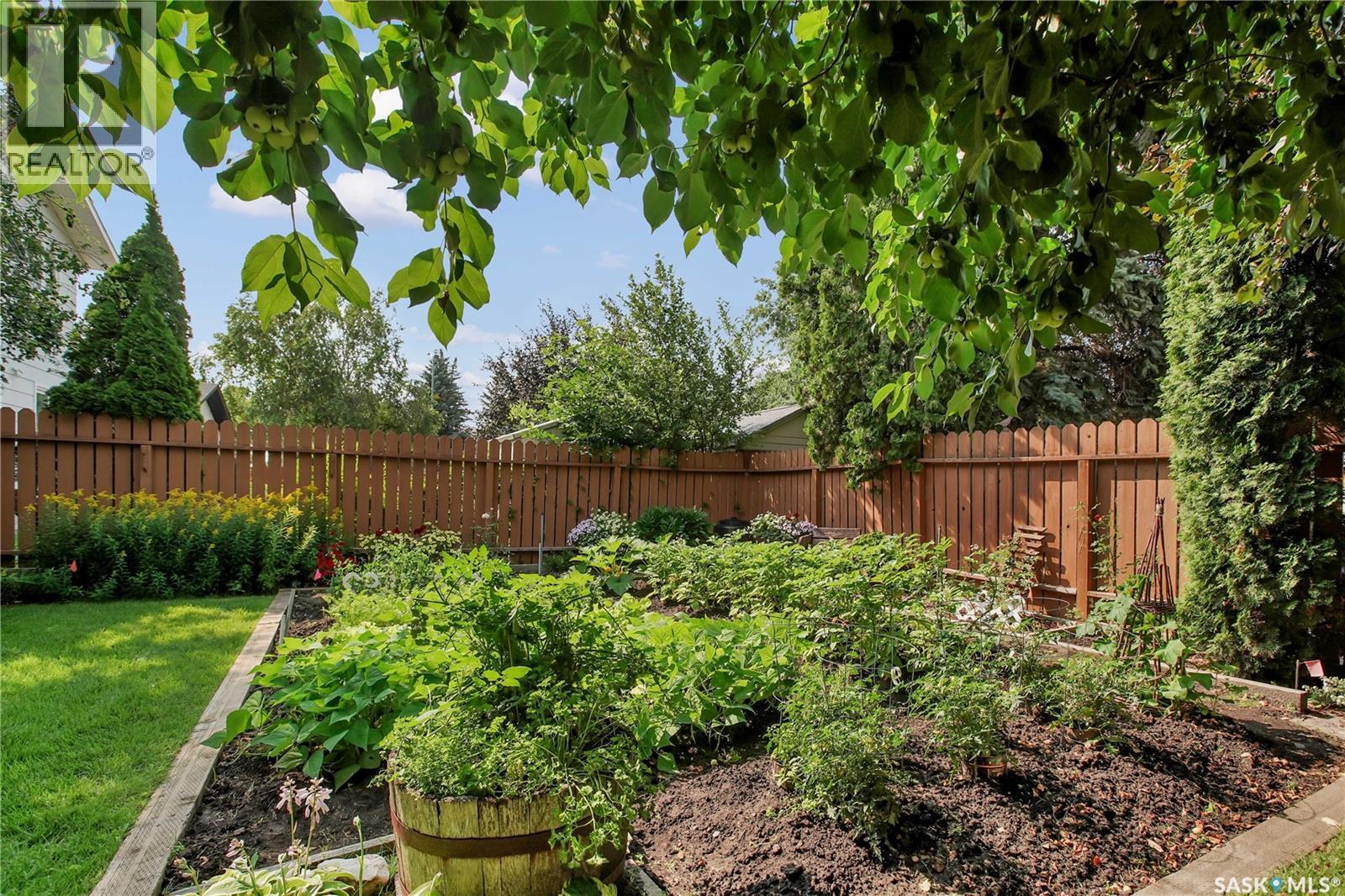 114 Ball Court, Saskatoon, Saskatchewan  S7K 6E4 - Photo 28 - SK043732