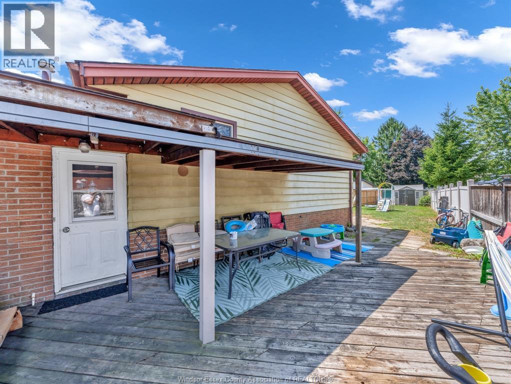 3149 Elmwood Crescent, Windsor, Ontario  N8R 1X5 - Photo 7 - 26018026