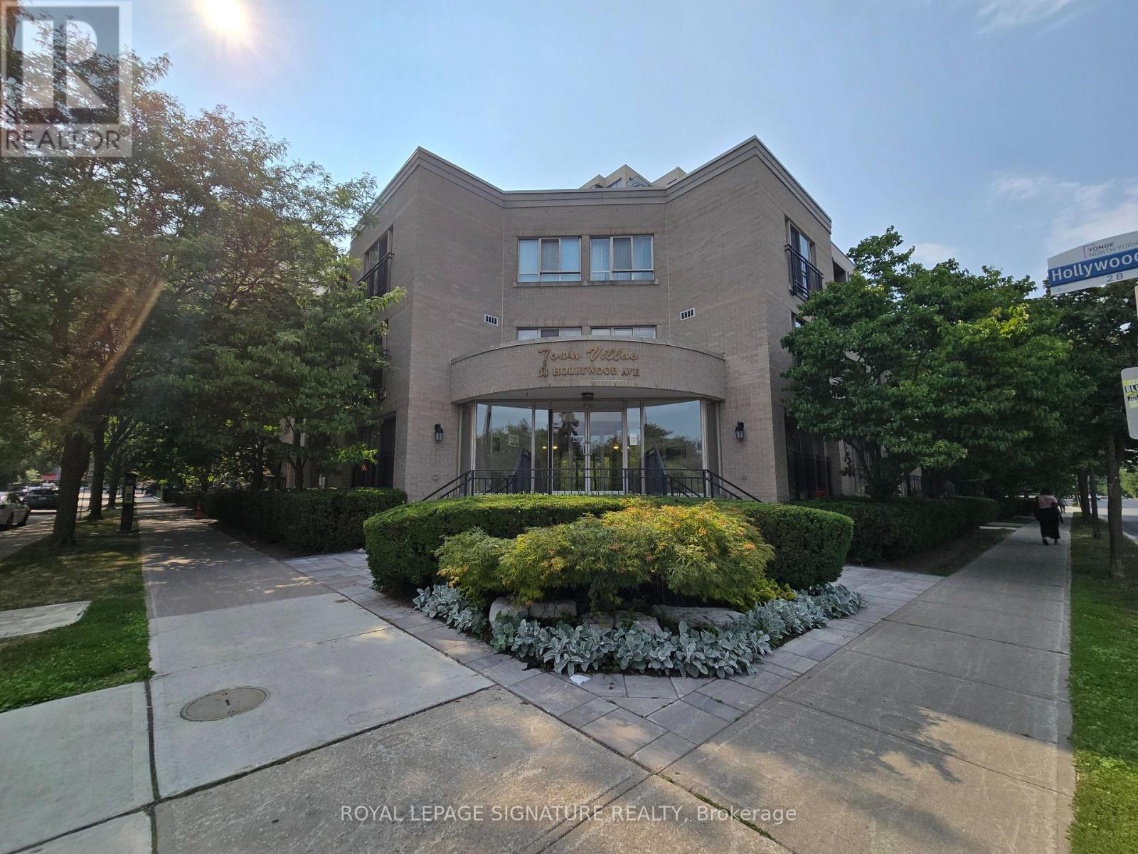 317 - 38 HOLLYWOOD AVENUE, Toronto, Ontario
