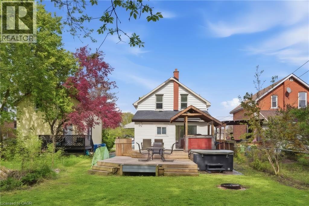 572 Downie Street, Stratford, Ontario  N5A 1Y4 - Photo 37 - 40845994