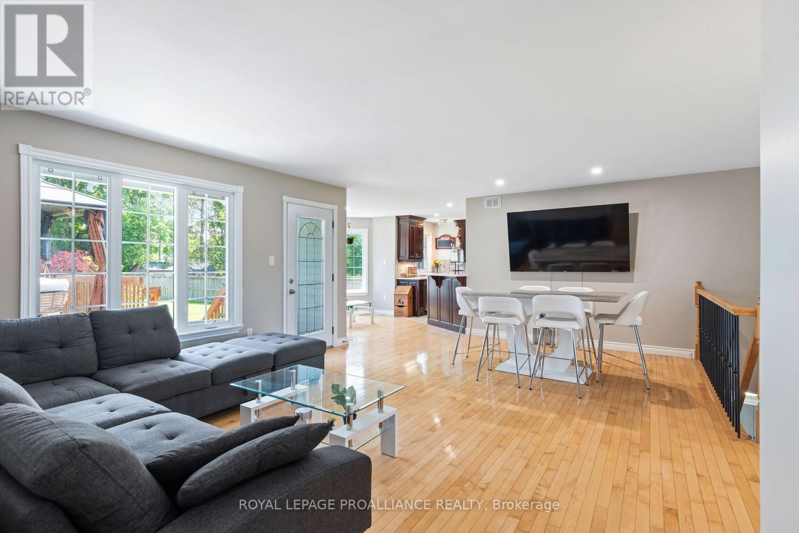 7 Albert Street, Edwardsburgh/cardinal, Ontario  K0E 1T1 - Photo 6 - X13607758