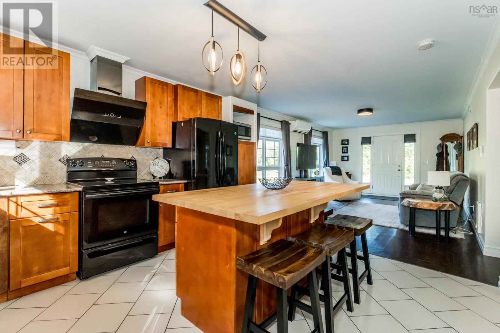 219 West Old Post Road, Smiths Cove, Nova Scotia  B0S 1S0 - Photo 10 - 202618706