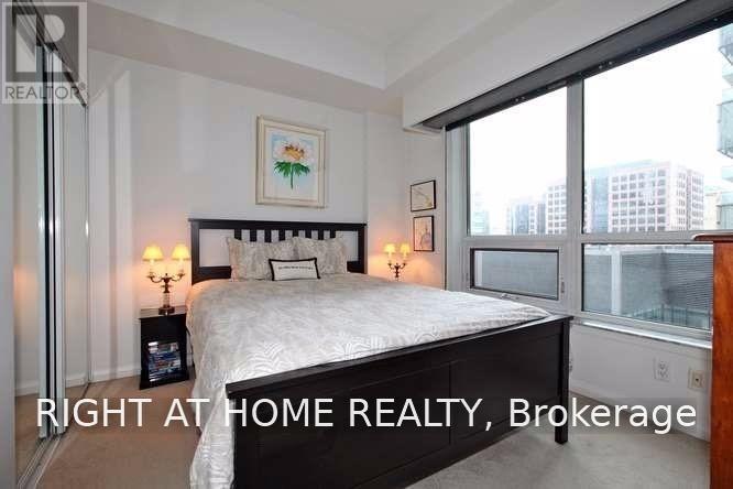 1413 - 35 Hayden Street, Toronto, Ontario  M4Y 3C3 - Photo 7 - C13607716