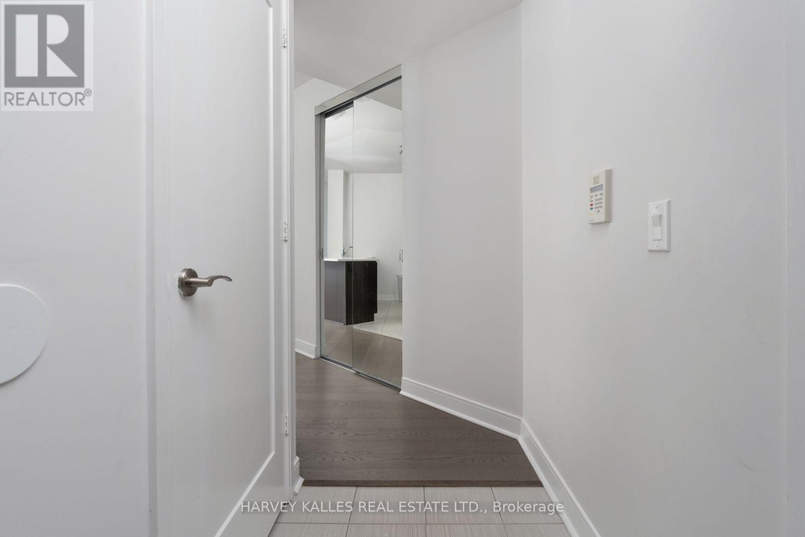 1609 - 825 Church Street, Toronto, Ontario  M4W 3Z4 - Photo 6 - C13607770