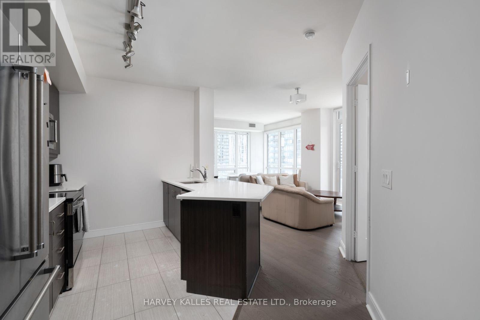 1609 - 825 Church Street, Toronto, Ontario  M4W 3Z4 - Photo 8 - C13607770