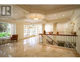 1016 - 18 SOMMERSET WAY, Toronto, Ontario