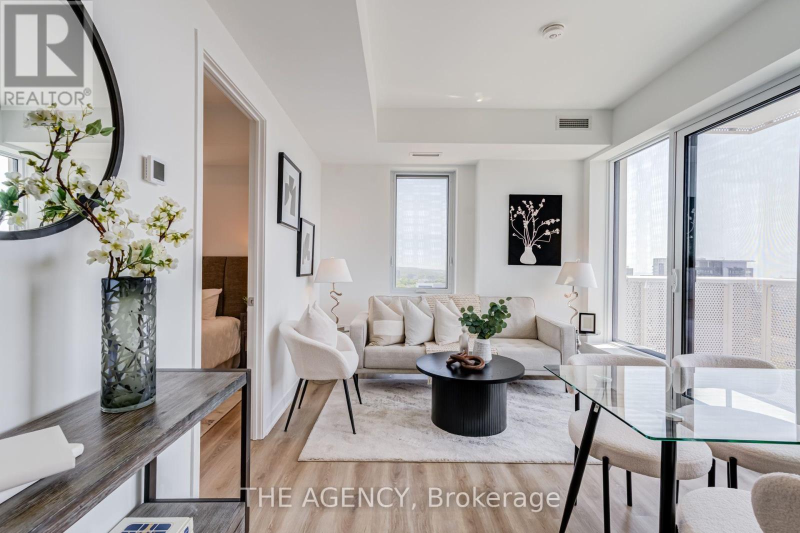 2403 - 10 OAK STREET, Toronto, Ontario