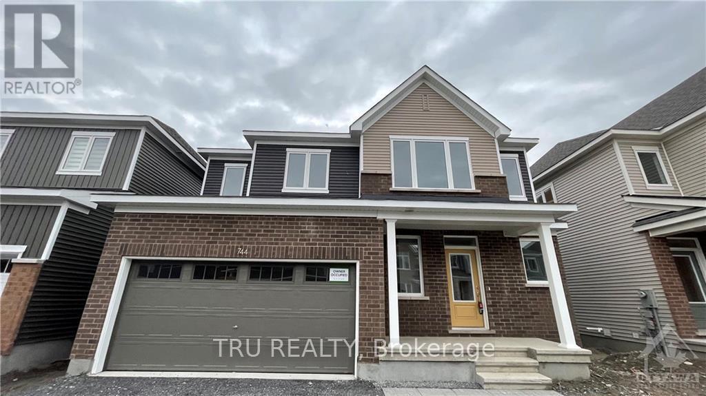 744 EMINENCE STREET, Ottawa