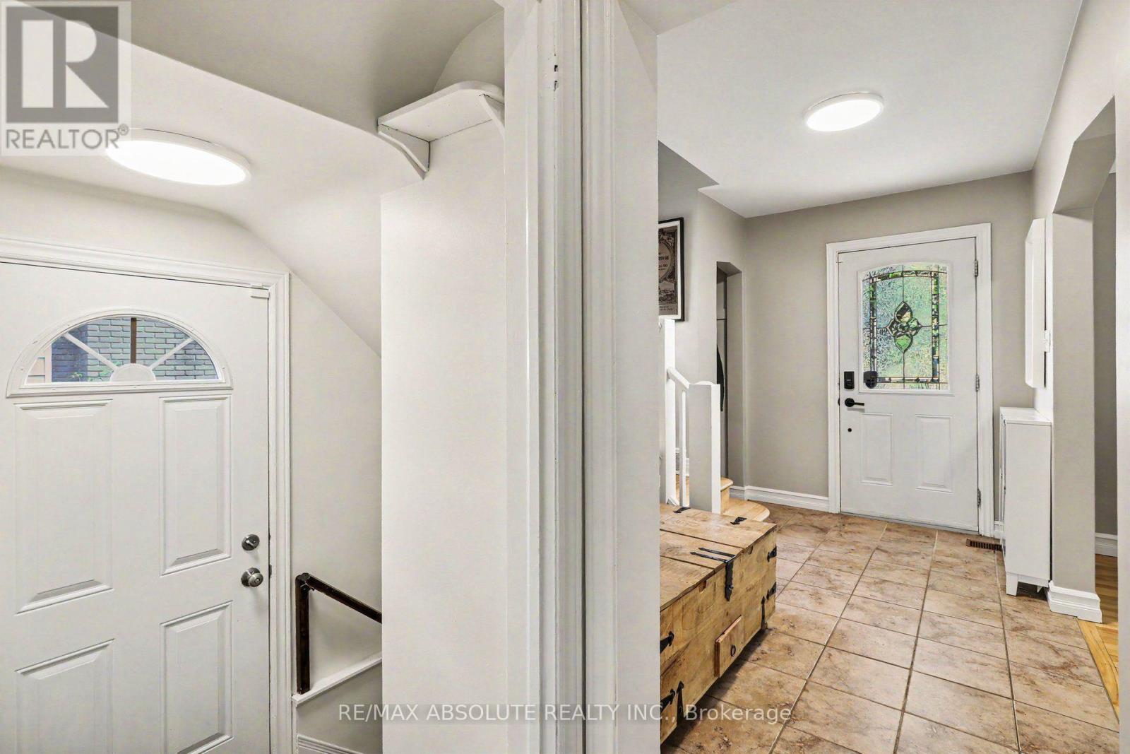 805 Smyth Road, Ottawa, Ontario  K1G 1P2 - Photo 7 - X13607900