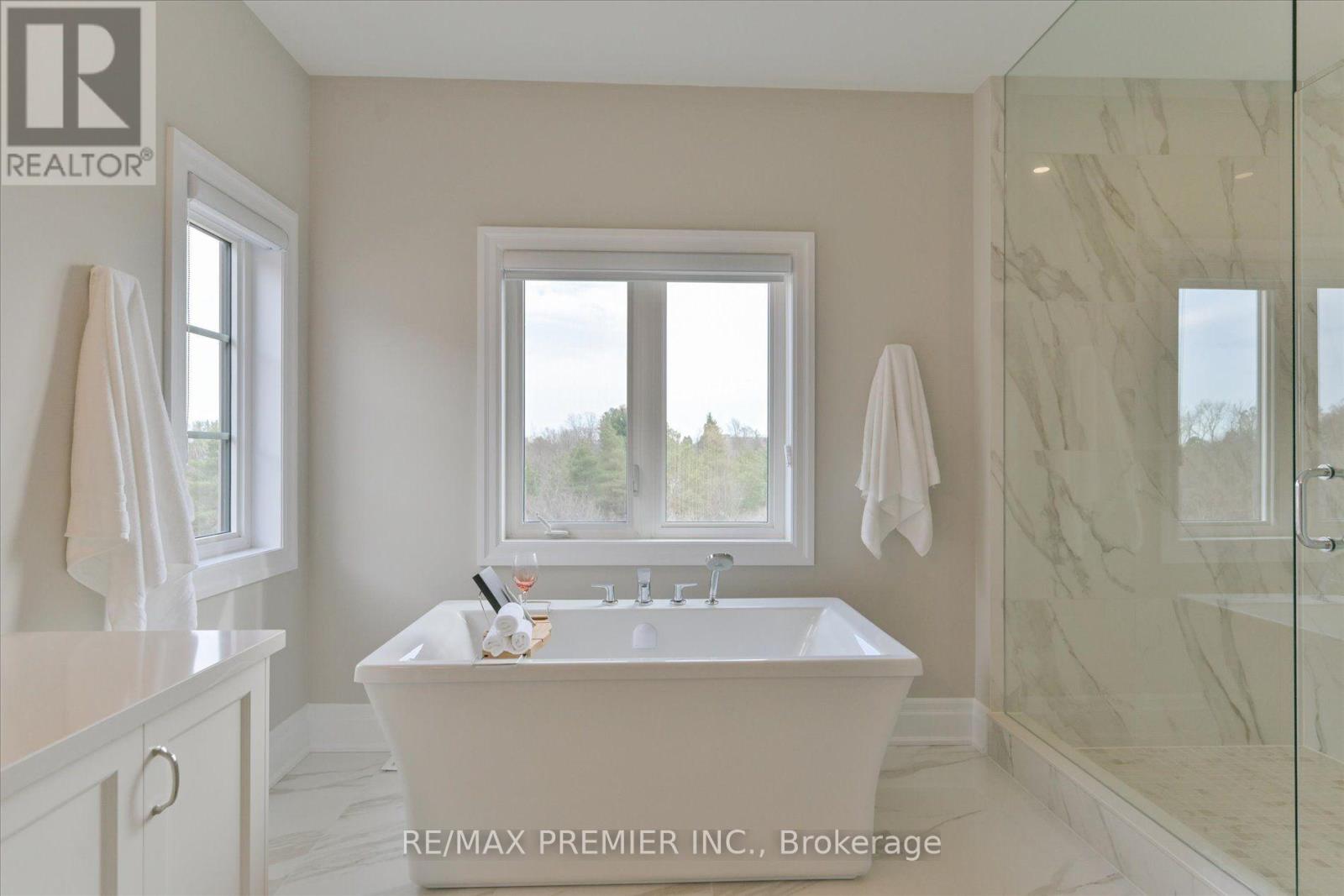 94 Sunny Acres Crescent, King, Ontario  L7B 0S6 - Photo 36 - N13607930