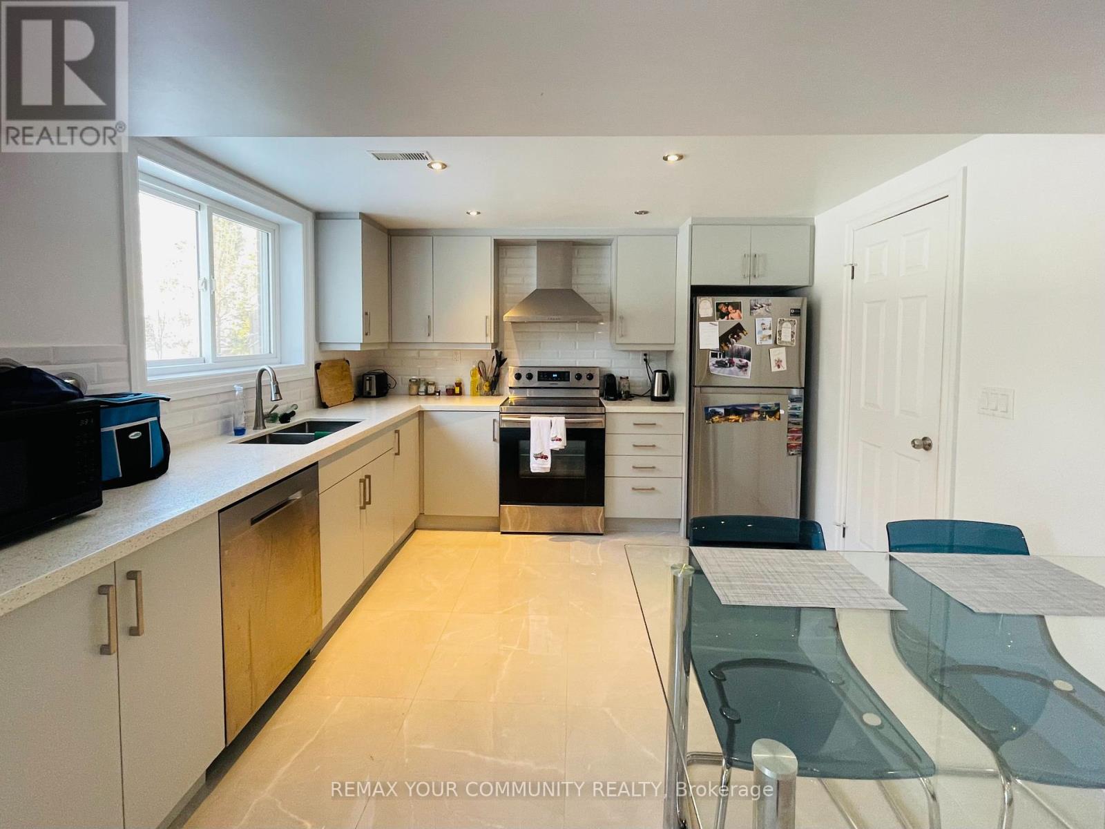Bsmt - 973 Wildwood Drive, Newmarket, Ontario  L3Y 2B4 - Photo 4 - N13607944