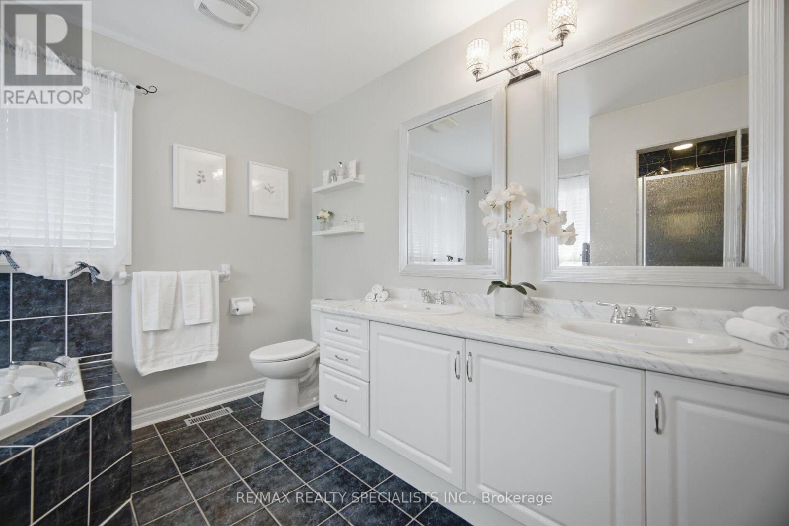 3512 Positano Place, Mississauga, Ontario  L5M 6Y9 - Photo 16 - W13607742