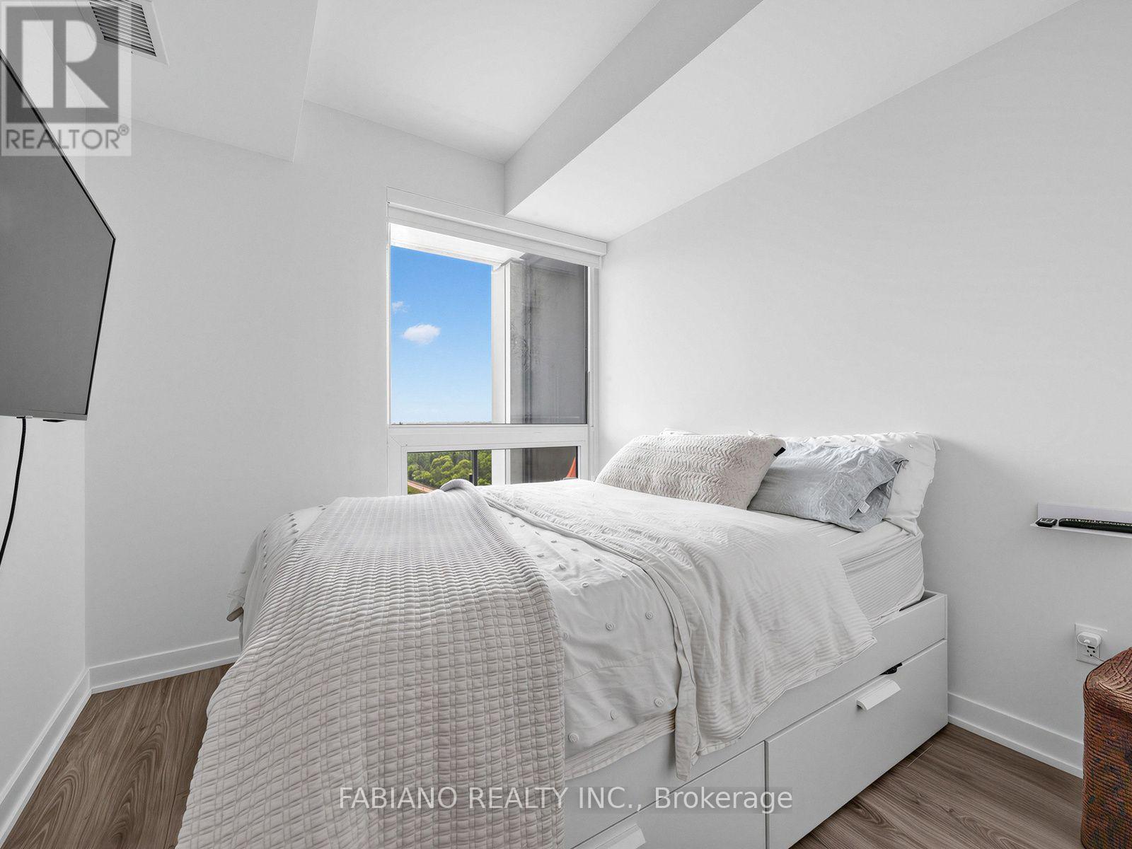 1313 - 28 Ann Street, Mississauga, Ontario  L5G 0E1 - Photo 12 - W13607818
