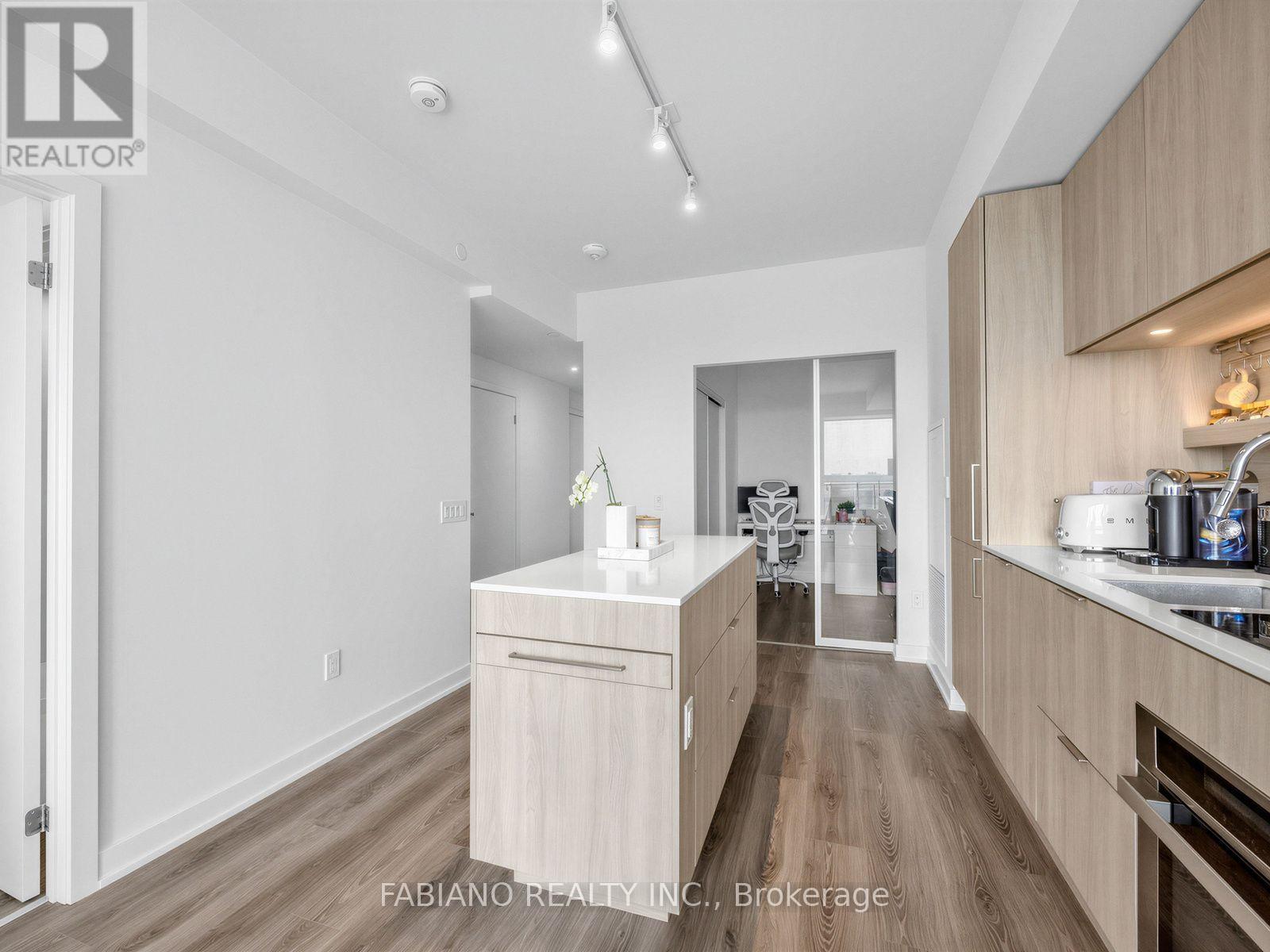 1313 - 28 Ann Street, Mississauga, Ontario  L5G 0E1 - Photo 7 - W13607818